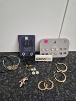 Modeschmuck Ohrringe und Armbänder 
