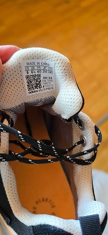 Scarpe da donna: Neuer Adidas Terrex – Usato da Ennetmoos venduto da spidway 4