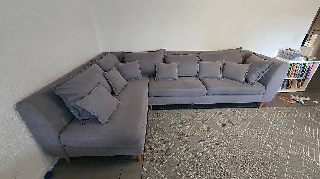 Sofas: Canapé bon etat – Gebraucht aus Villars-sur-Glâne von Besi060 1