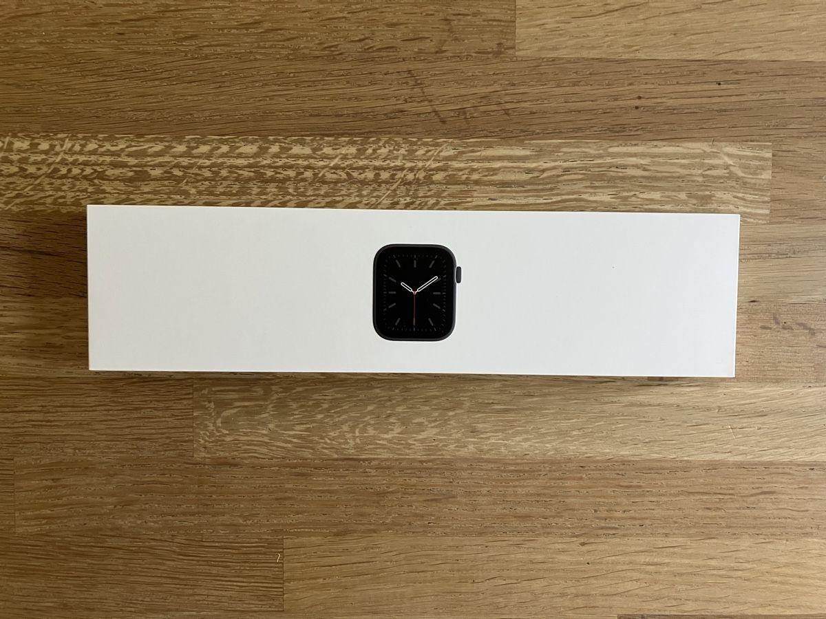 Apple Cover & Protezioni schermo: Apple Watch Series 6 Verpackung – Usato da Basel venduto da dacaccia