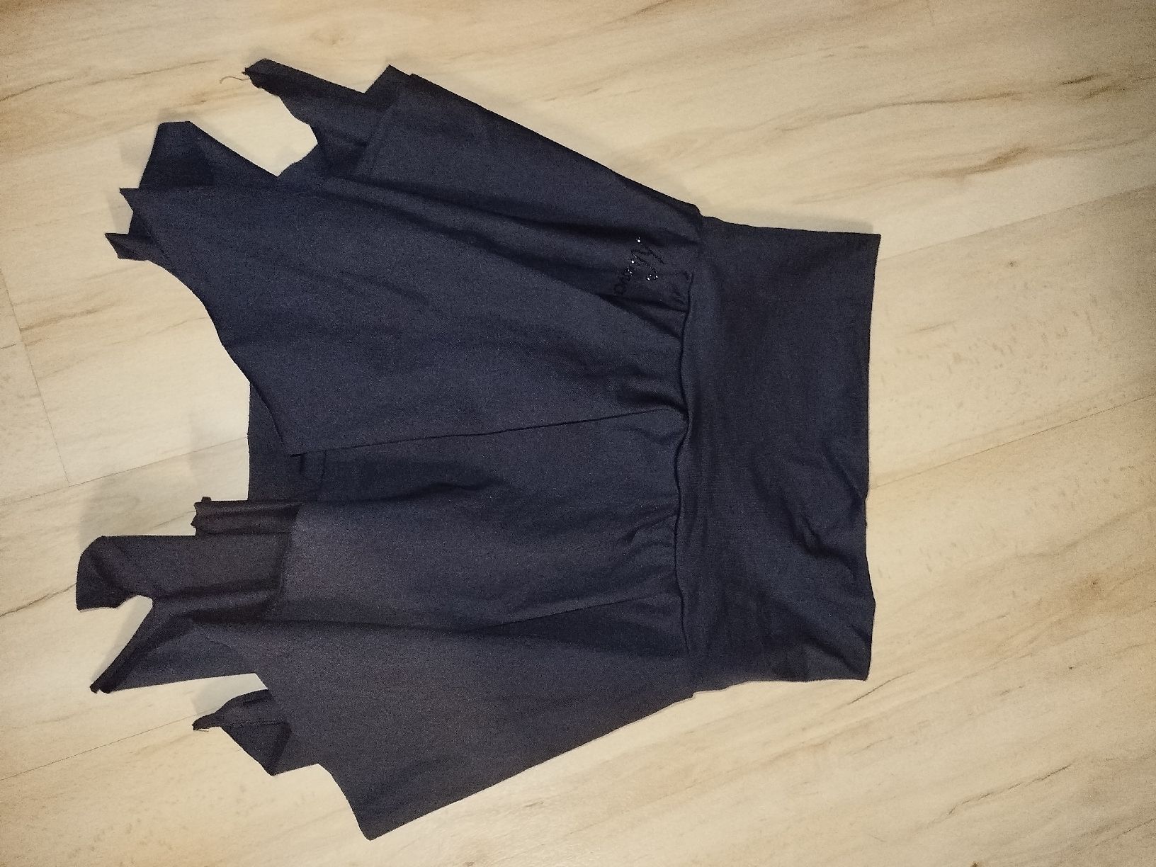Lotti di vestiti: Paris Nuovo Set One Size – Nuovo (secondo la descrizione) da Spreitenbach venduto da captaincrunch 2