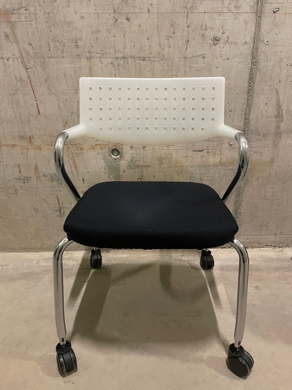 Vitra Sedie: Vier Vitra Visaroll Stühle - Fast neu – Nuovo (secondo la descrizione) da Zürich venduto da per_wv2b 2