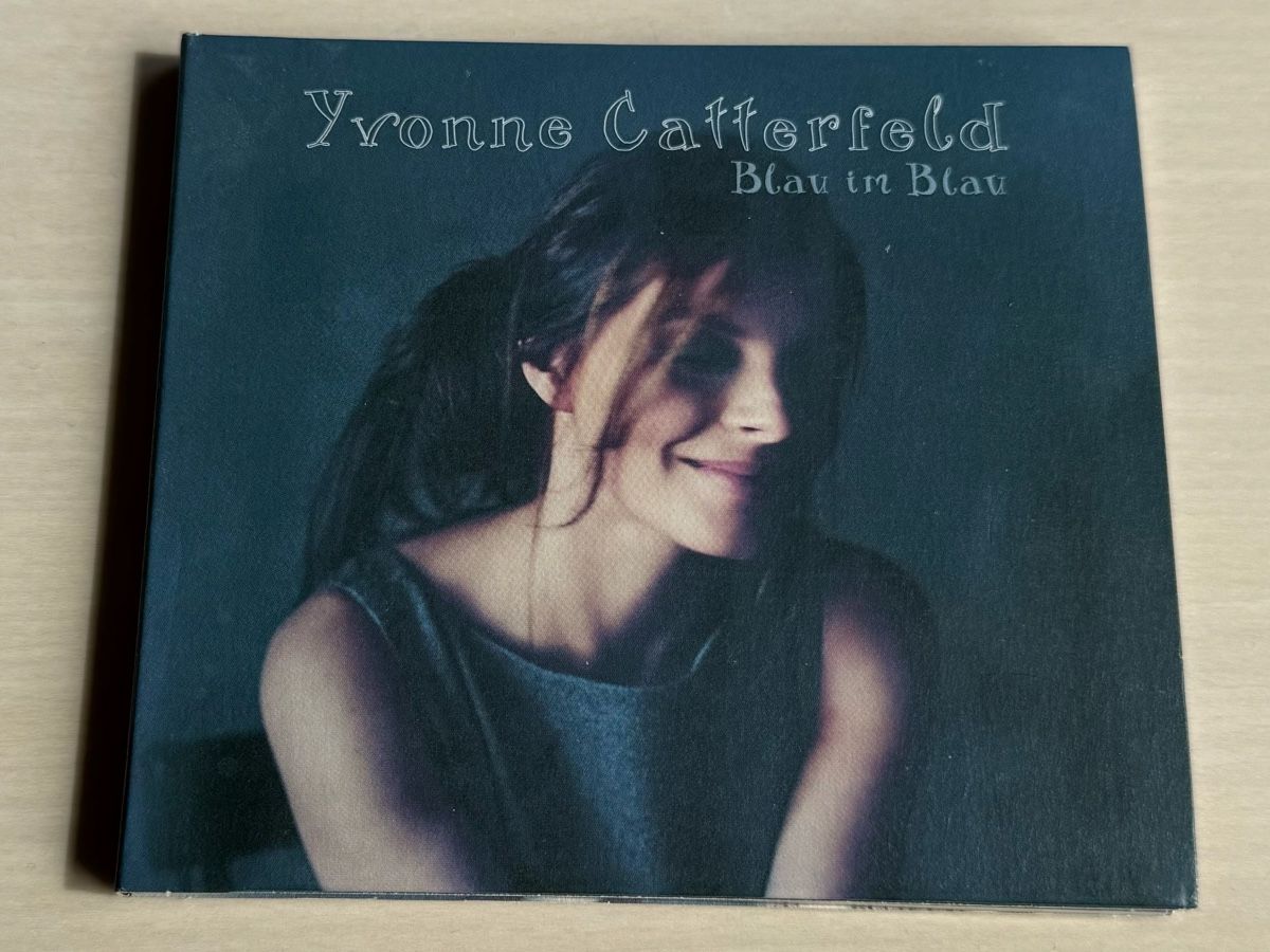 CD: Yvonne Catterfeld - Blau in Blau CD – Usato da Oberried Brienz venduto da Chyara