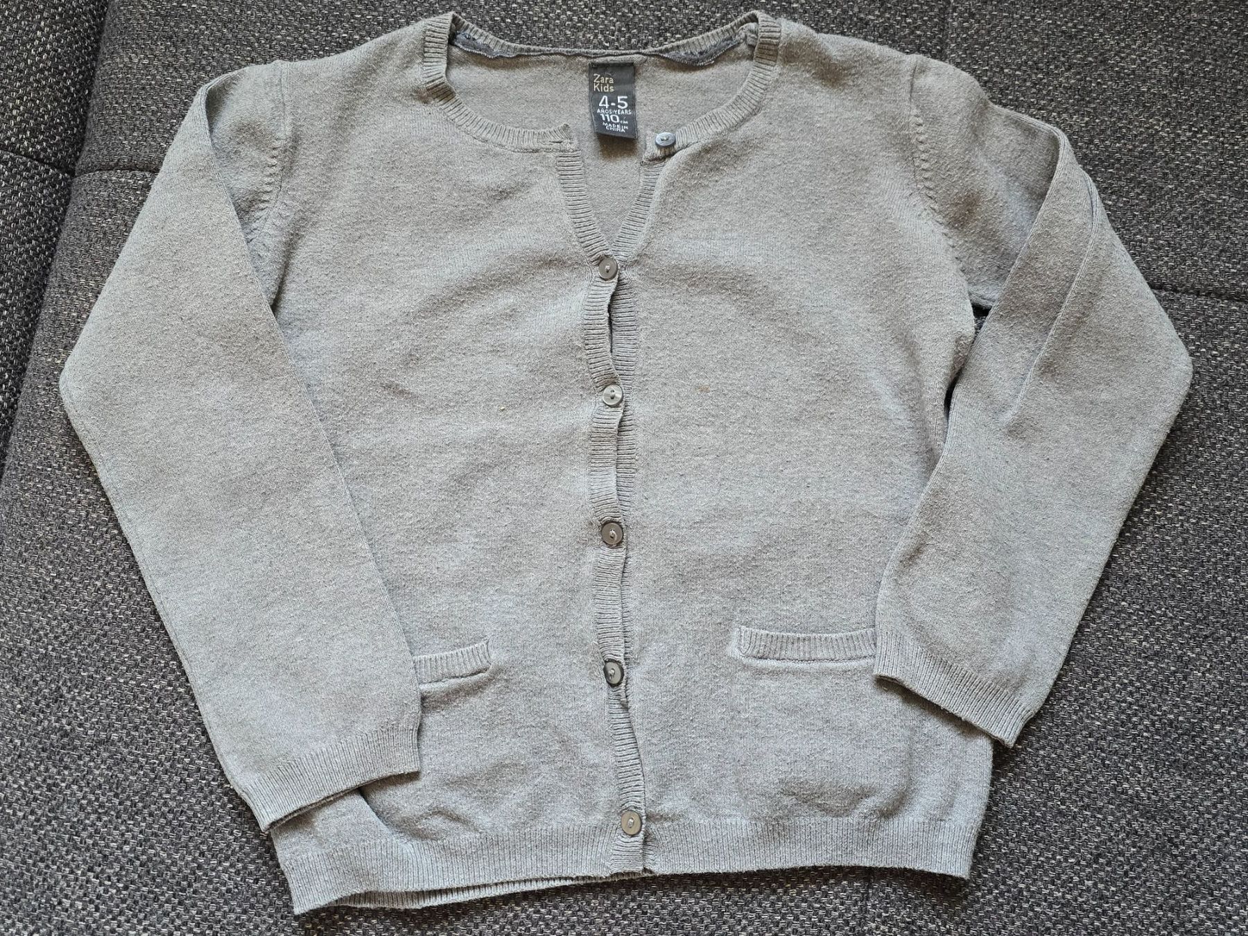 Zara Giacche & Cappotti: Strickjacke Zara Kids Grau Grösse 110 – Usato da Büttikon AG venduto da Amineah
