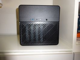 NAS Server für Heimnetzwerk / Ubuntu / Garantie / Neuwertig