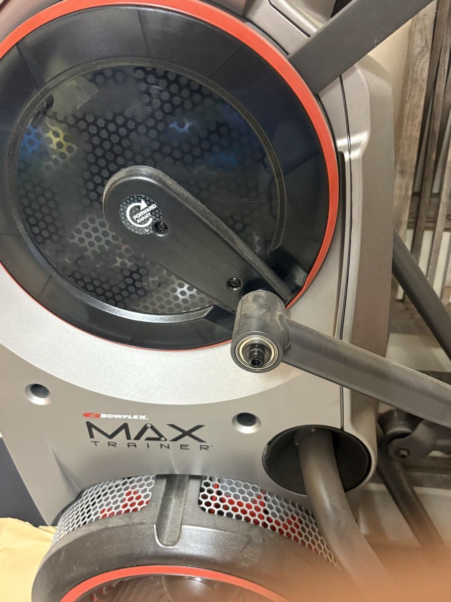 Bowflex Hometrainer: Bowflex Max Trainer  guter Zustand – Usato da Basel venduto da len_k98f 4