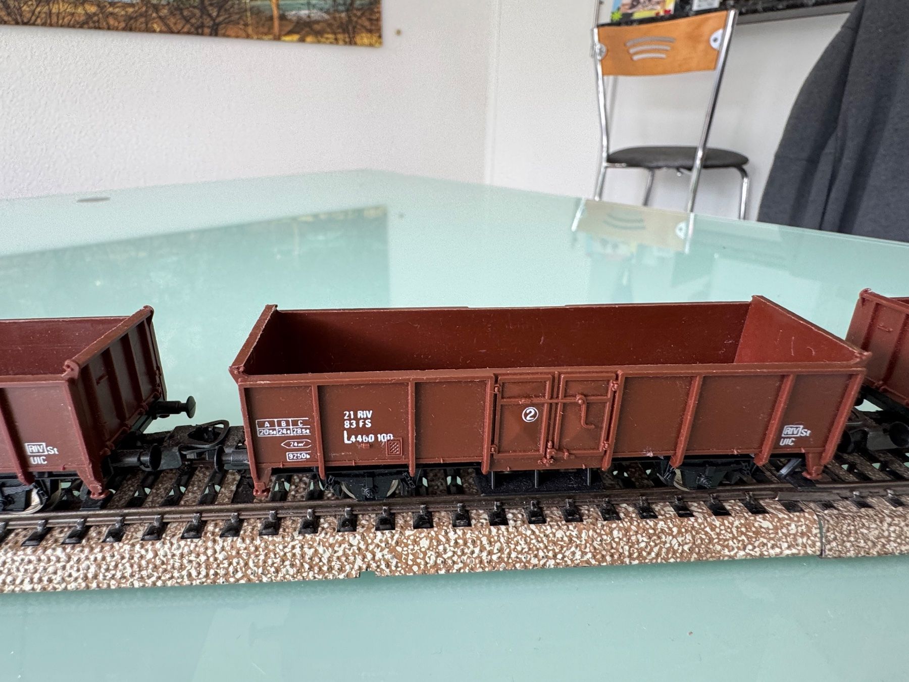 Lima Modelleisenbahnen: 5 Lima Güterwagen – Gebraucht aus Köniz von Henebe 1
