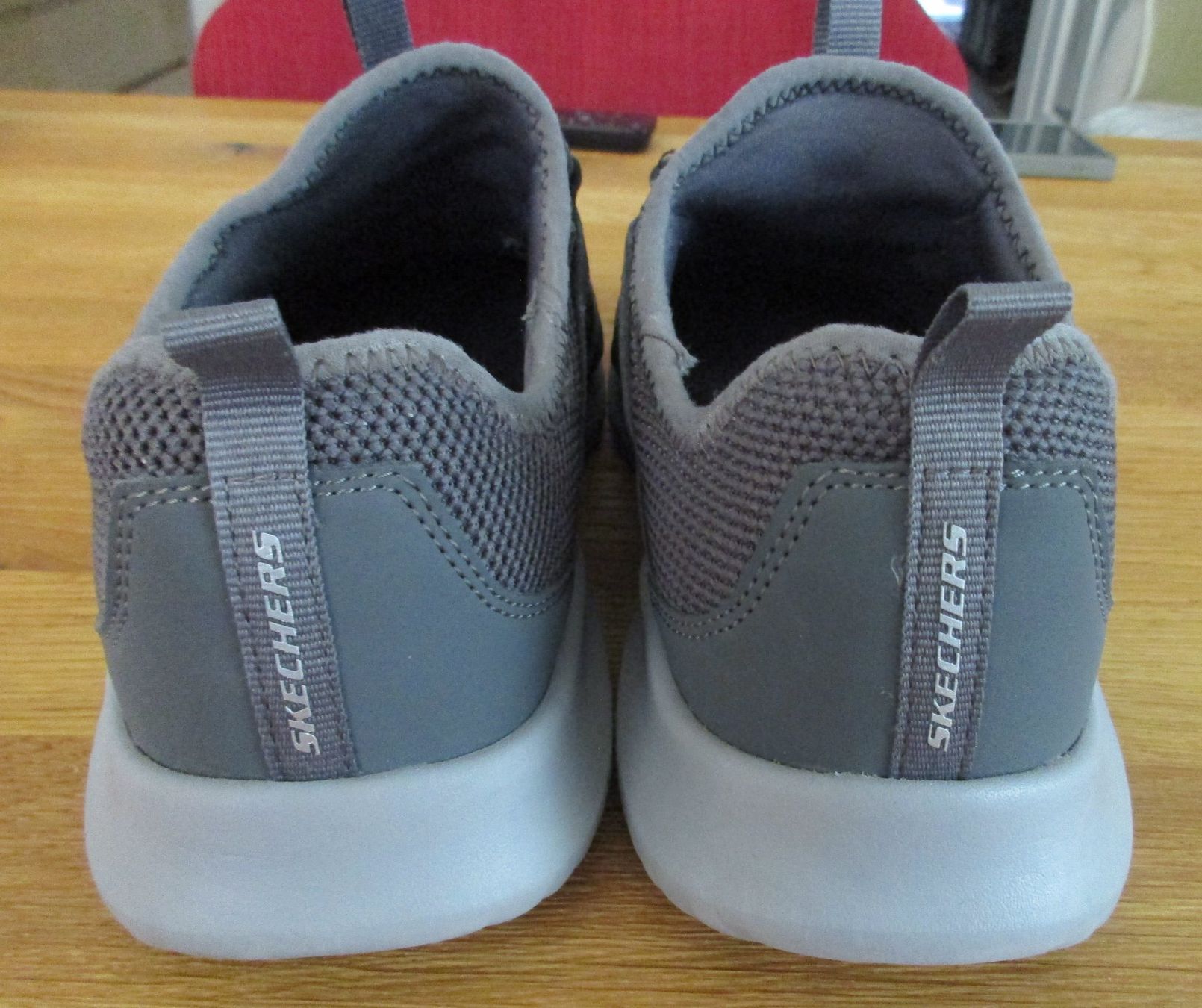 Scarpe da uomo: Sketchers Sneaker SlipIn – Usato da Basel venduto da Verkauf_Aral 2