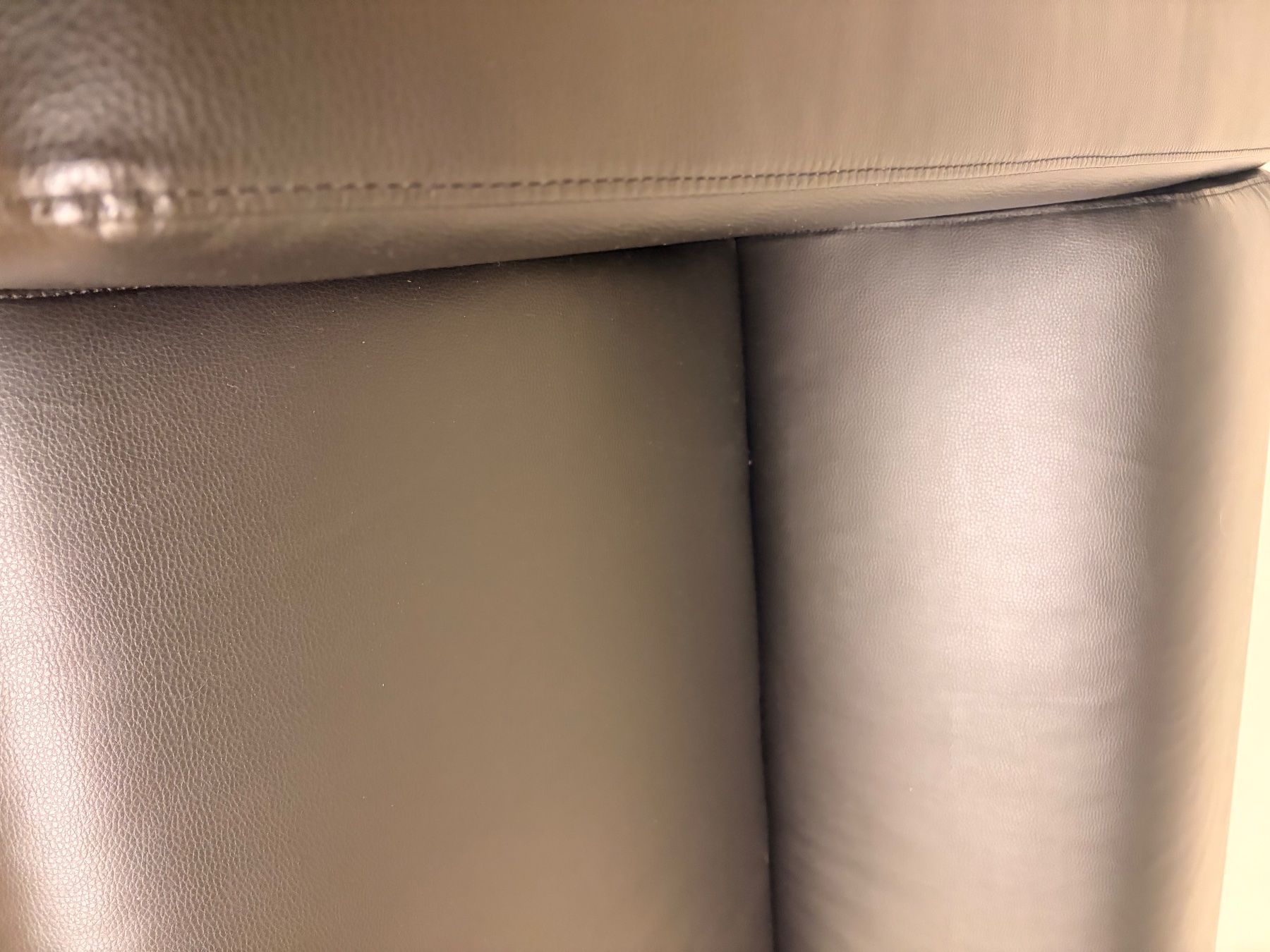 Ikea Divani: Sofa schwarz – Usato da arbon venduto da gep_7lxv 2