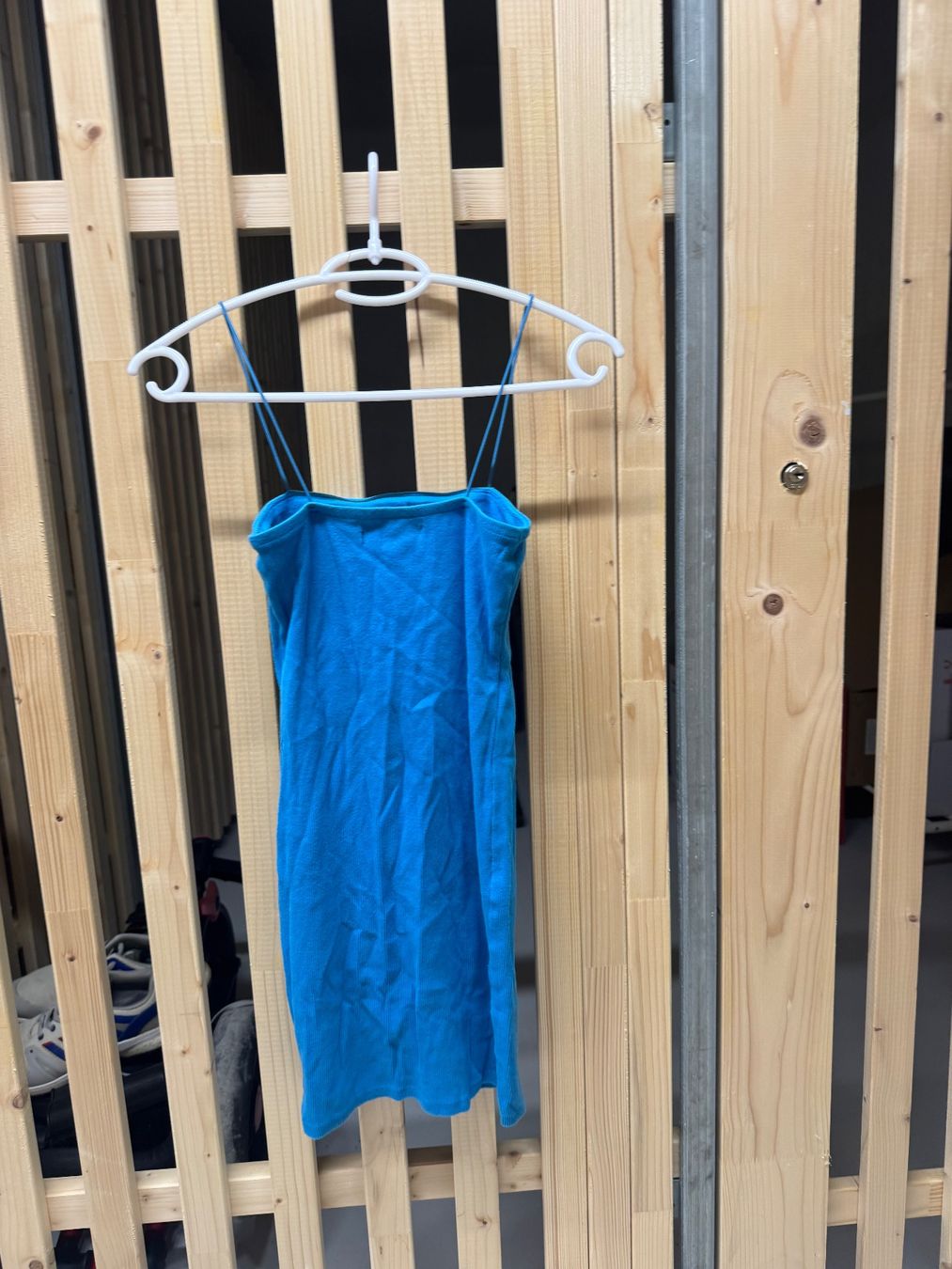 Kleider: Robe Pull&Bear bleue fines bretelles taille S – Gebraucht aus Chavannes-pres-Renens von mar_2x72 1