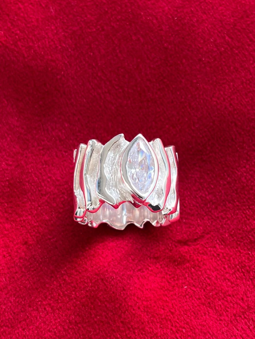 Anelli: Massiver Silberring 925 mit Zirkon–Statement Ring – Usato da Widen venduto da evce1318