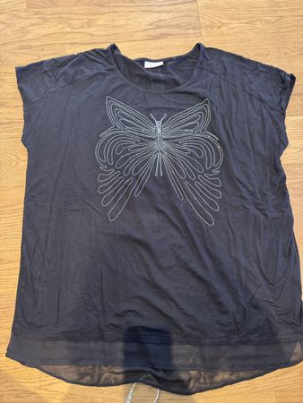 Tolles Shirt Gr ca 48