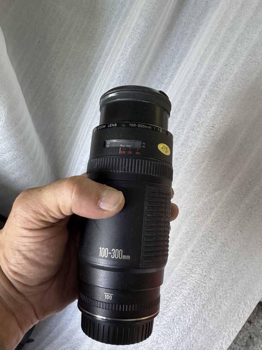 Canon Fotocamera: Canon EOS 300 und EOS 650 – Usato da Niedergösgen venduto da bek_w6hm 5