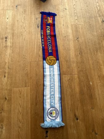 Barcelona/ManCity Fanschal, selten, top Zustand!