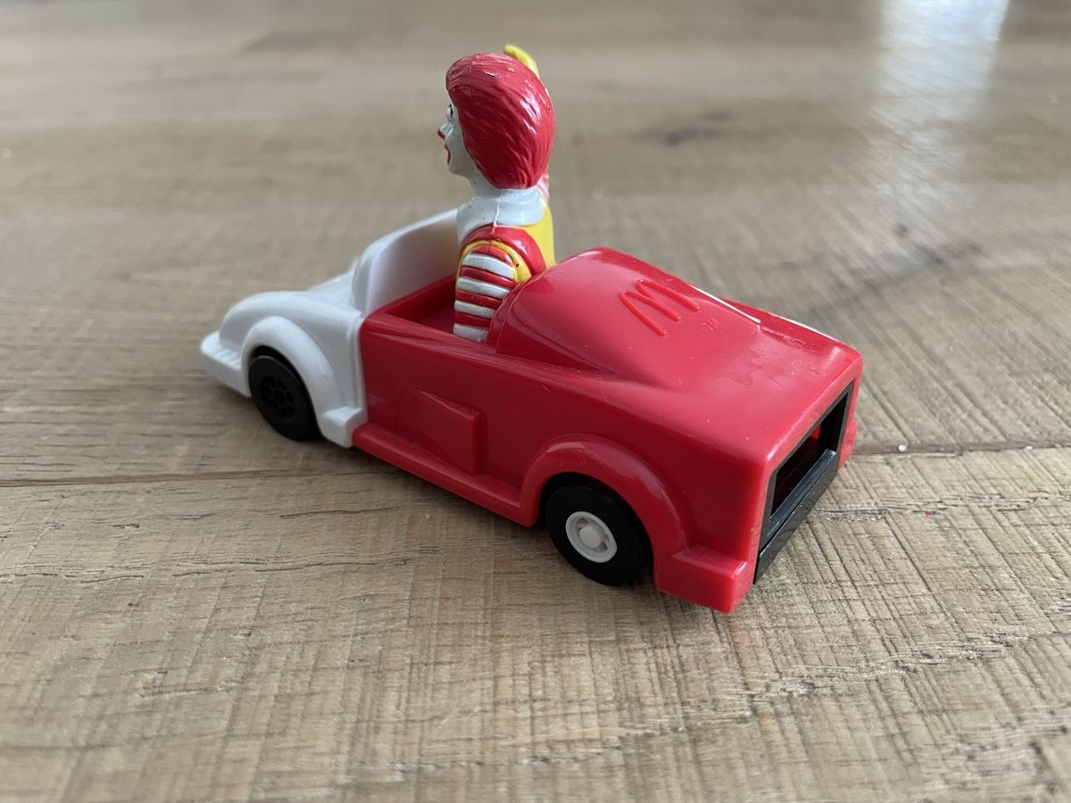 Mc Donald's Giocattoli: McDonalds Ronald McDonald Auto Spielzeug  – Usato da Frauenfeld venduto da Challenger77 1
