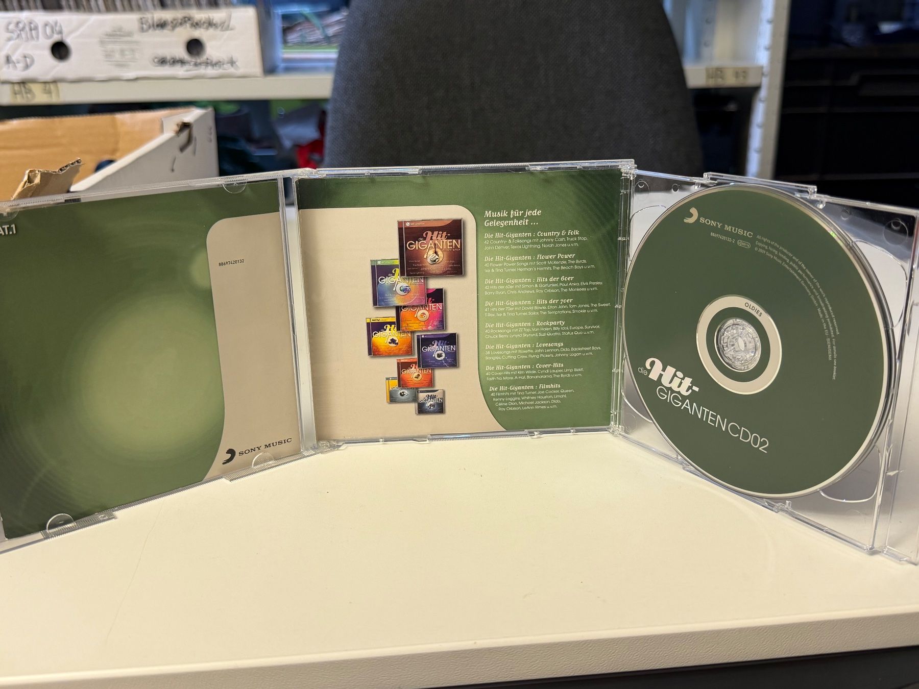 CDs: Die Hit-Giganten Oldies - HB22A – D'occasion à Küsnacht ZH par Jazztilldawn 3