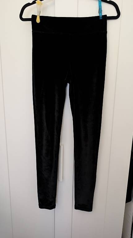 Leggings: Black velvet Leggings XS – Usato da Erschwil venduto da andora00 2