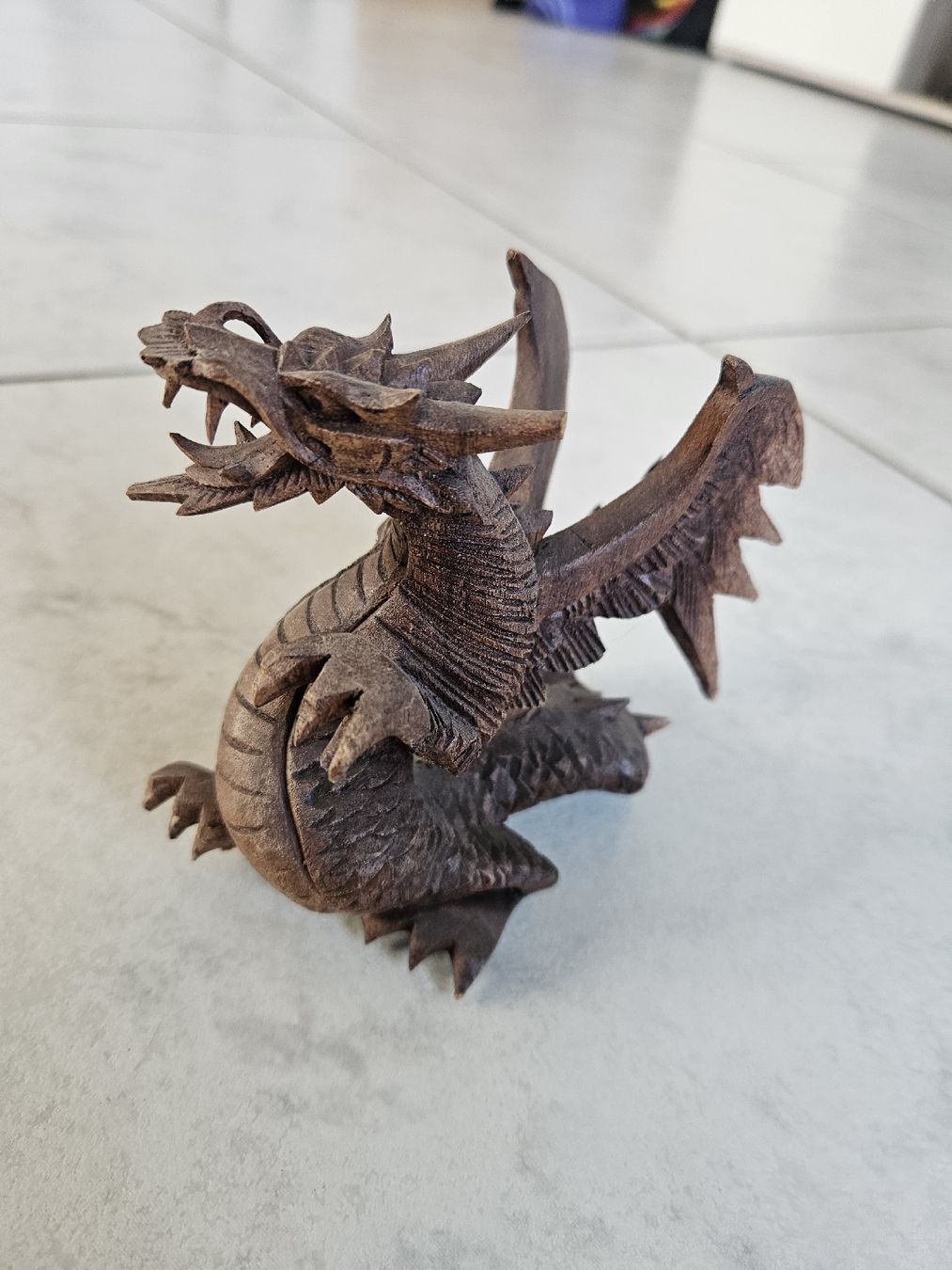 Figuren: Drachen Figur aus Holz geschnitzt  – Neu (gemäss Beschreibung) aus Aristau von Fr3aKy
