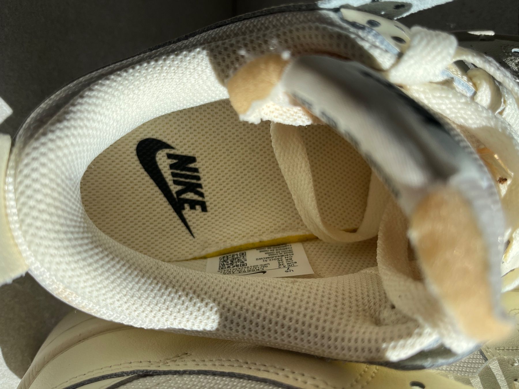 Nike Scarpe da uomo: Nike Dunk Low Disrupt - offwhite EU 38 – Nuovo (secondo la descrizione) da Appenzell venduto da lea_6b2c 2