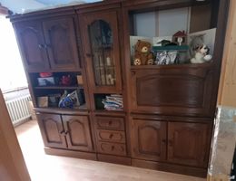 Schöne alte massive Wohnwand