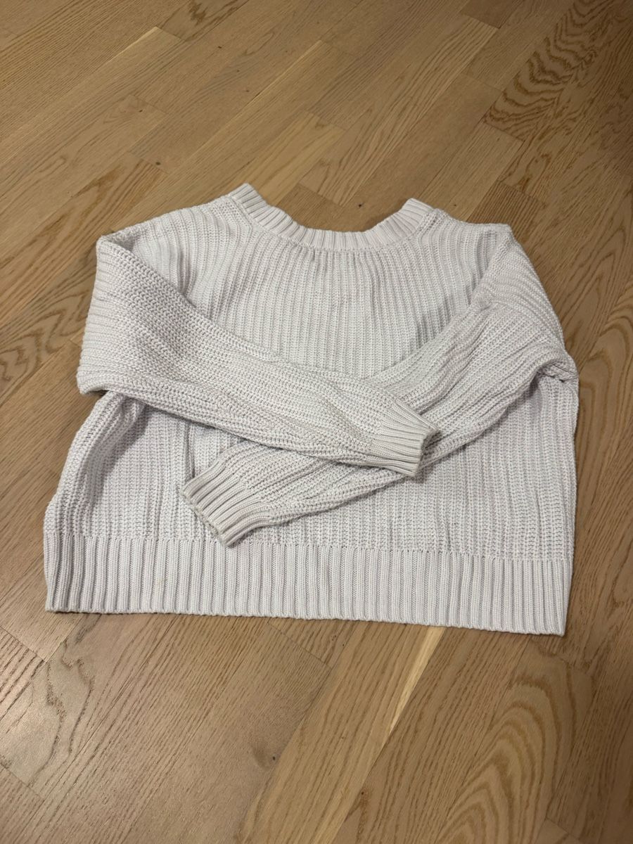 Pulls & Sweat-shirts: Pullover weiss – D'occasion à Pfäffikon ZH par aitm_00 2