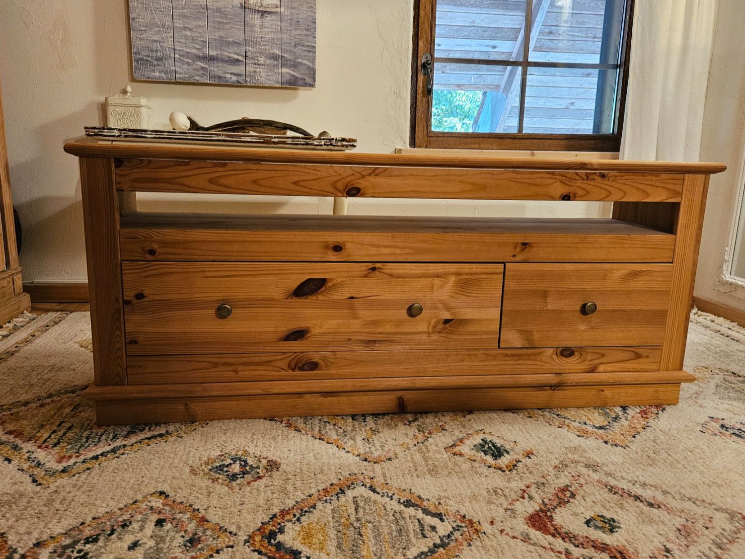TV Möbel: Tv Möbel Lowboard Sideboard Holz – Gebraucht aus Gränichen von Zmoonlight
