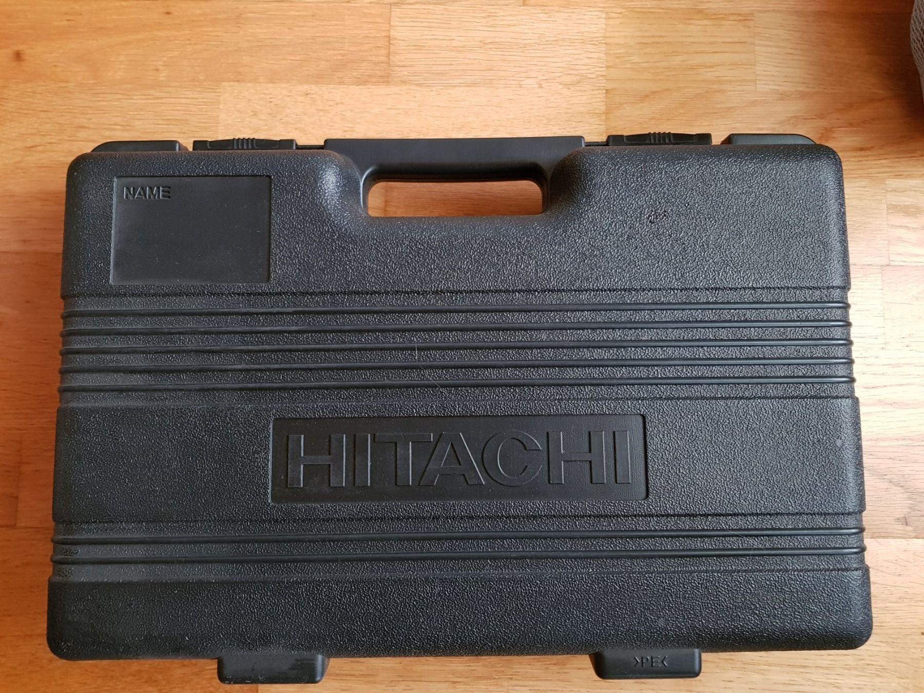 Valises de voyage: Hitachi Koffer – D'occasion à Morens FR par Kiscica