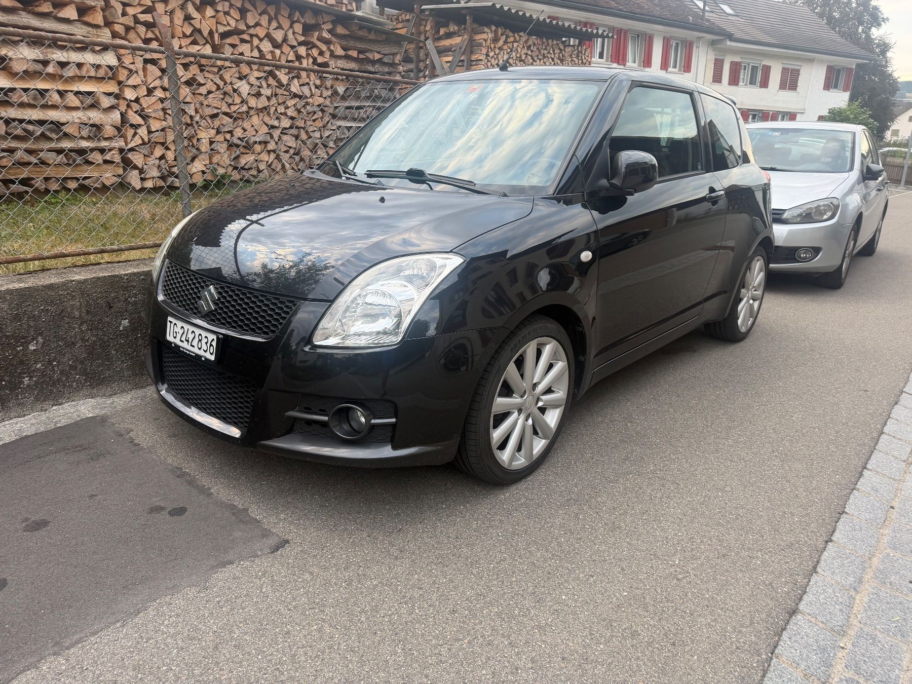 Suzuki Autos: Suzuki swift – Gebraucht aus Bürglen TG von gel_9hqx 4
