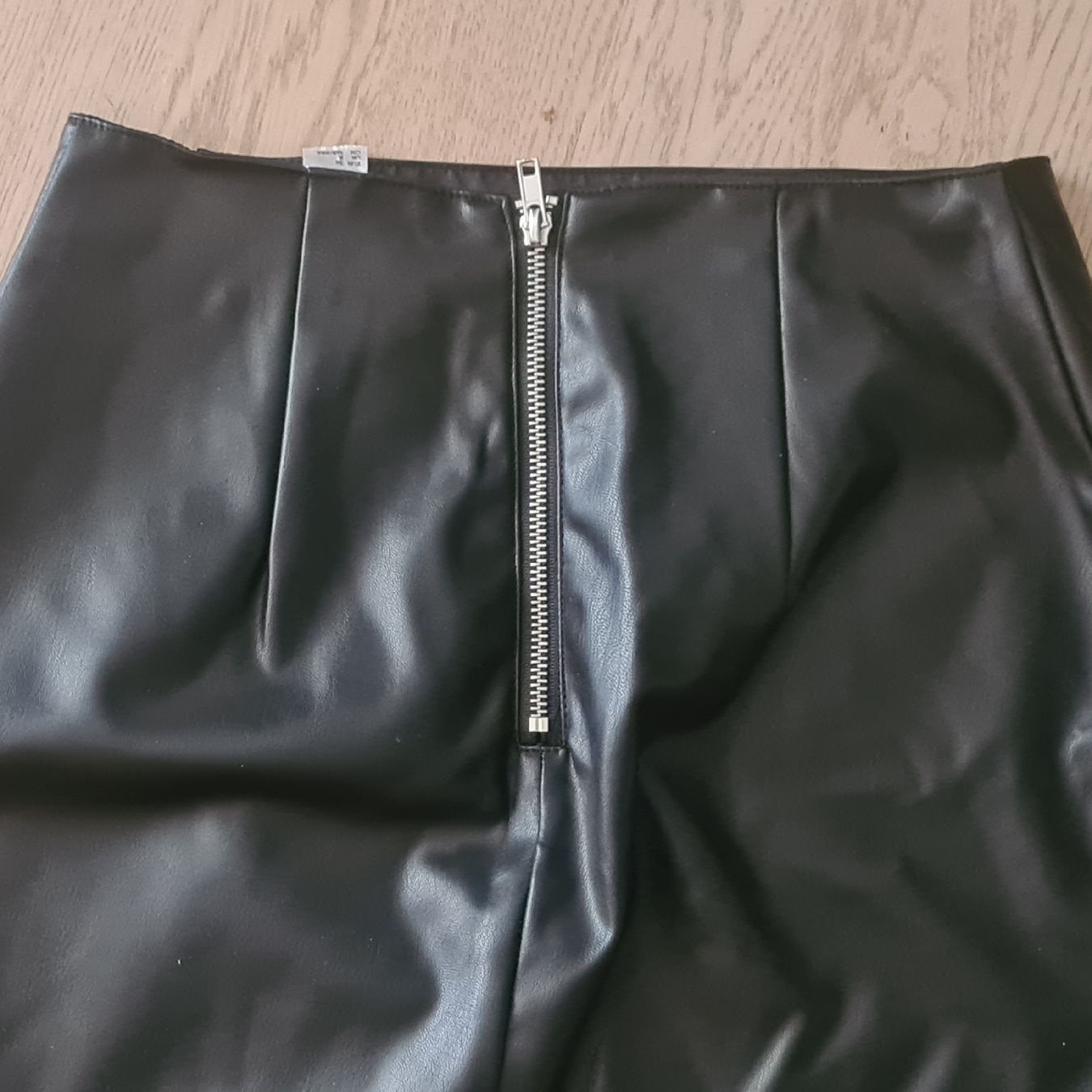 H&M Gonne: Mini Jupe Gr. 36 Imitation Leder – Usato da Steinen venduto da turbogeiss99 3