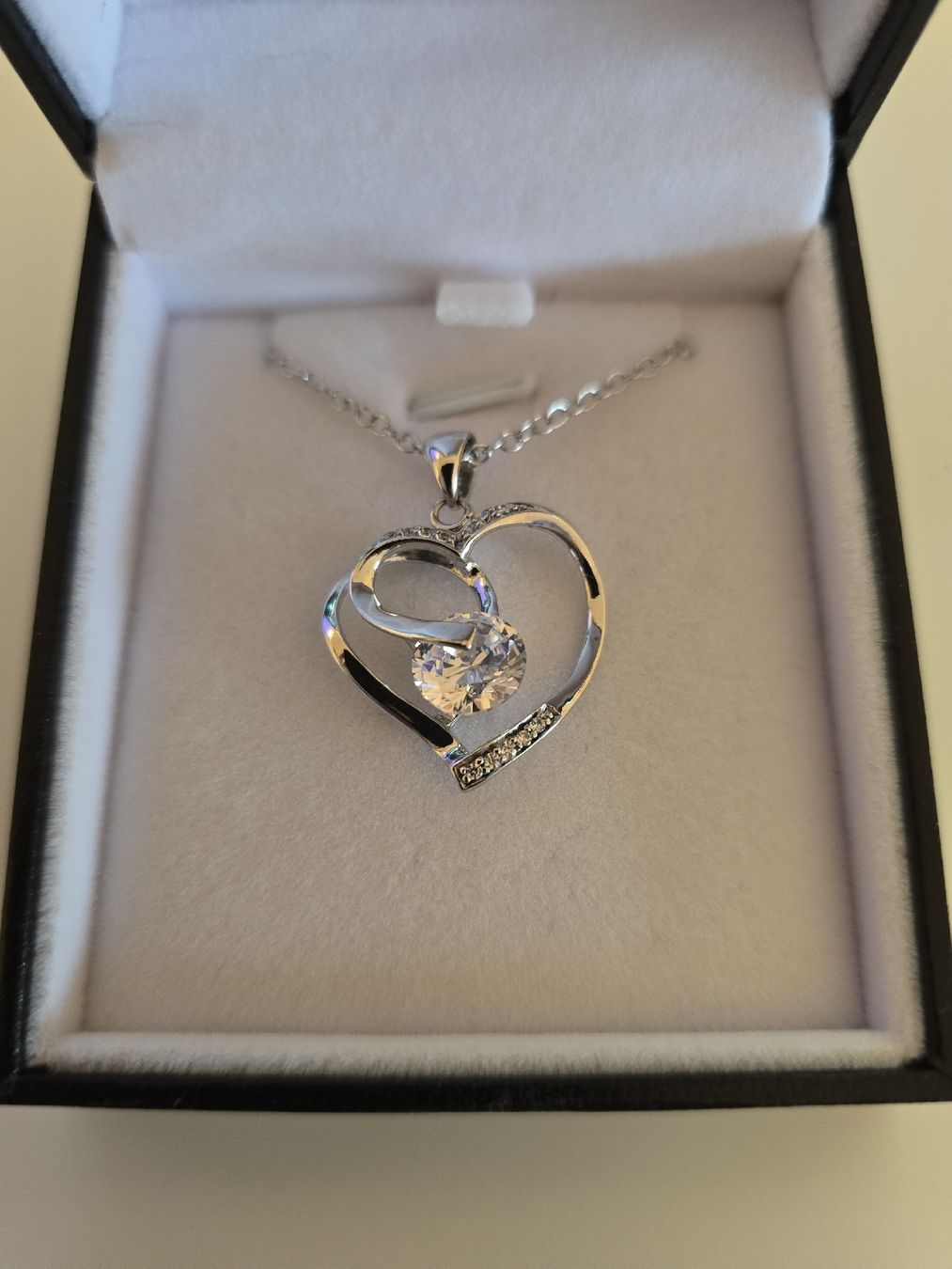 Ciondoli: Pendentif coeur - Neuf – Nuovo e nell'imballaggio originale da Cugy VD venduto da CBO2020