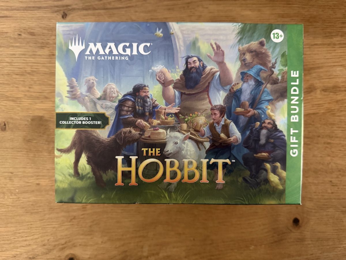 Magic The Gathering Carte collezionabili: Magic The Gathering The Hobbit Gift Bundle neu versiegelt – Nuovo e nell'imballaggio originale da Davos Dorf venduto da Denina