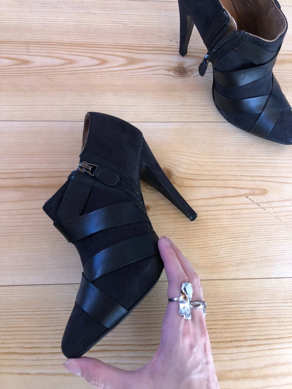 Scarpe da donna: Bottines noires – Usato da Bulle venduto da sop_ct6x 2