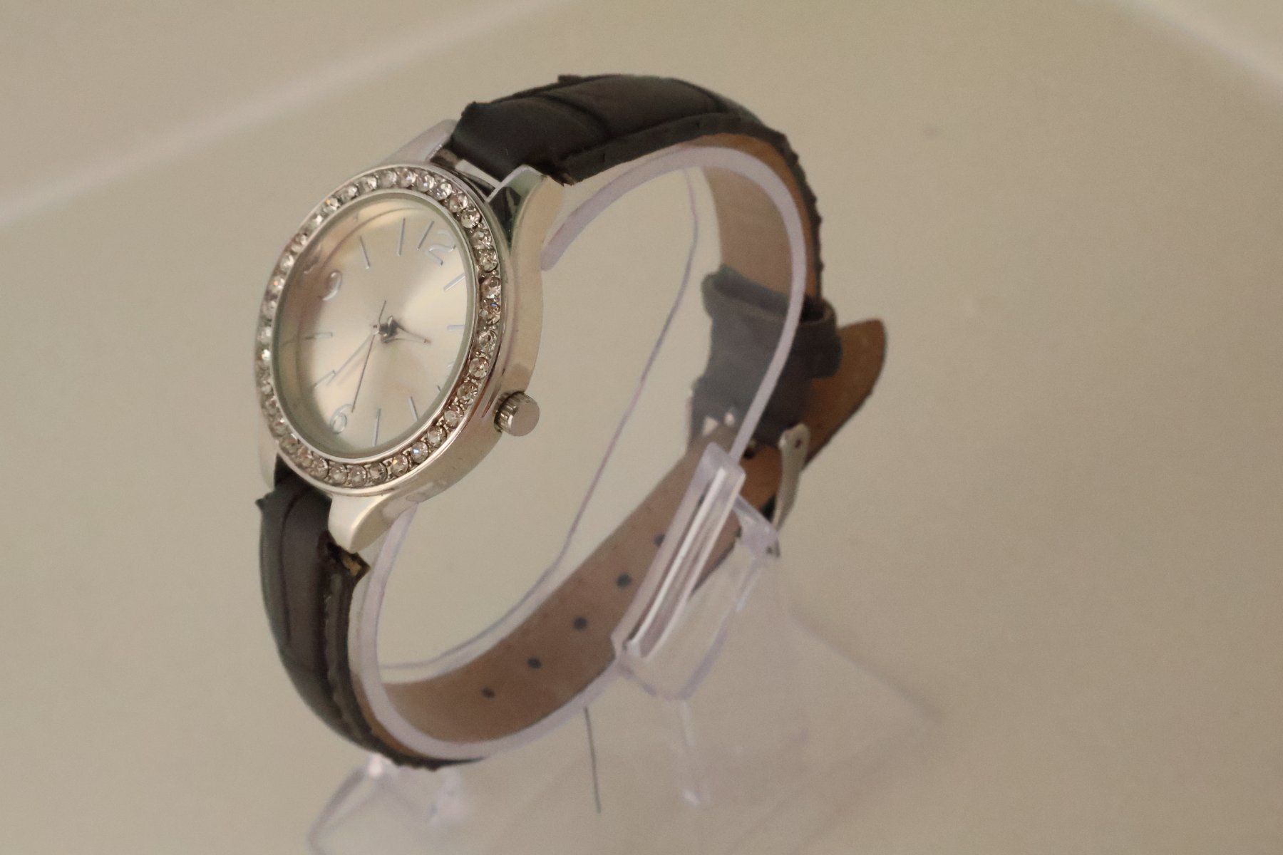 Uhren: Damen Uhr läuft, Garantie – Gebraucht aus Willisau von flabastian 2