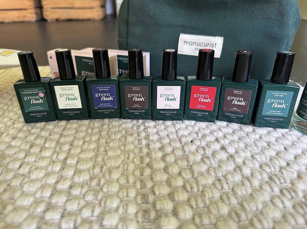Smalto per unghie: Gel- Nagellack Manucurist Green Flash – Usato da Lenzburg venduto da DebiM