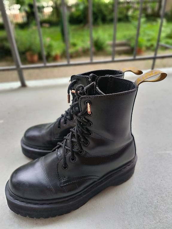 Scarpe da uomo: Doc Martens Jadon 2 Vegan 41 – Usato da Basel venduto da Lalilolelu