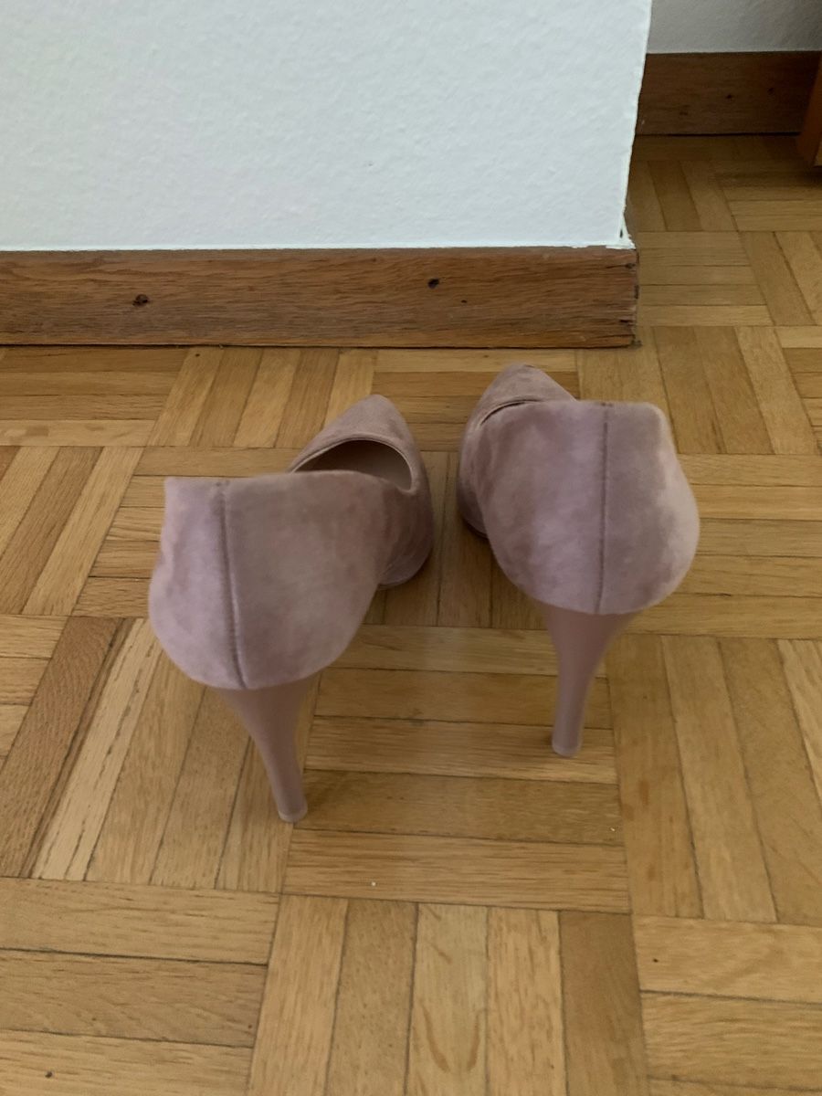 Scarpe da donna: Leder Pumps in Gr. 38, NEU! – Nuovo (secondo la descrizione) da Uster venduto da snickers3 3