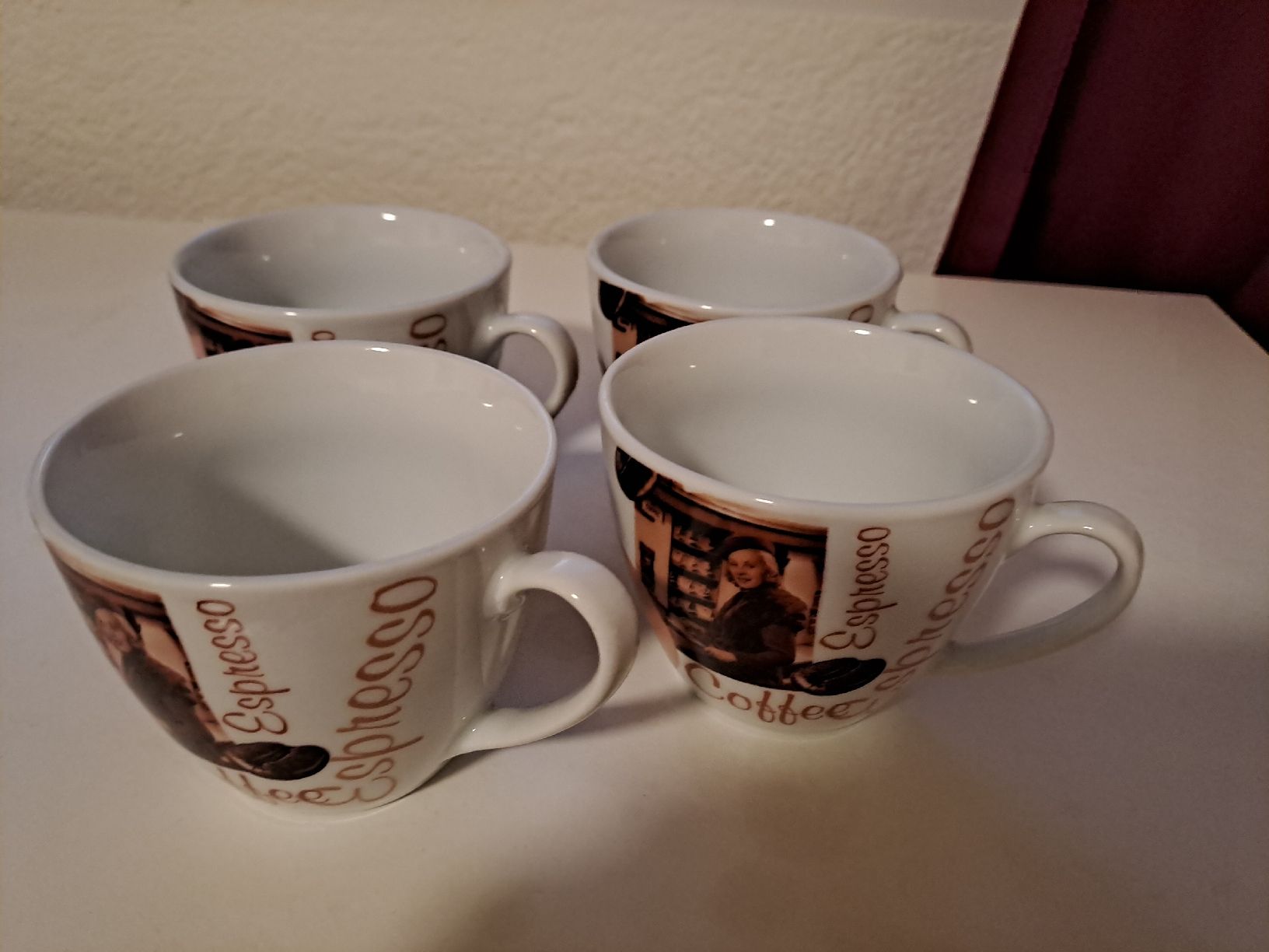 Tazze: Gratis - 4 Kaffeetassen – Usato da Münchenbuchsee venduto da Babsique 1