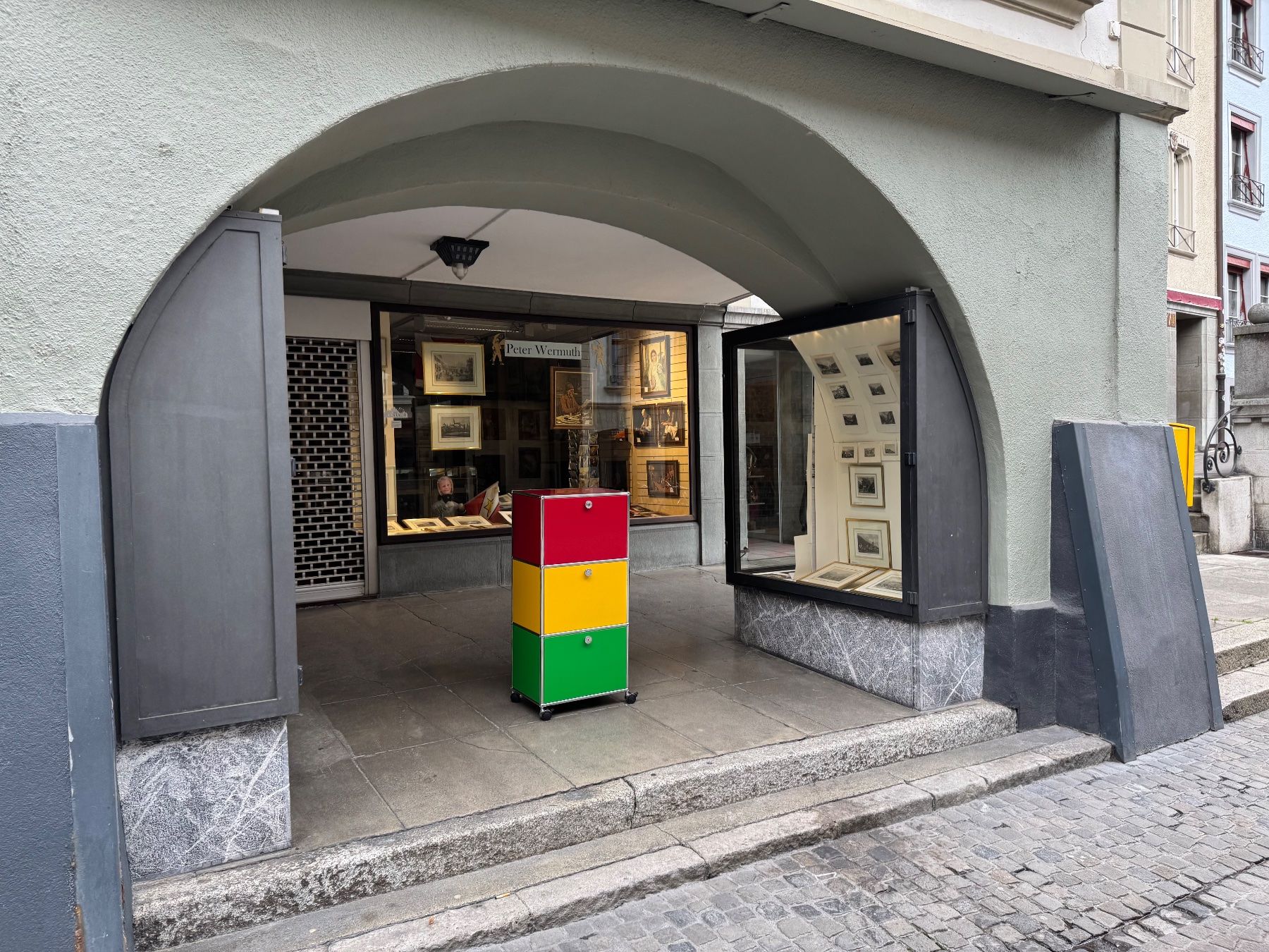 USM Scaffali: Usm Herzige Bunt Möbel Lieferung Gratis – Usato da Thun venduto da Thuno6 1