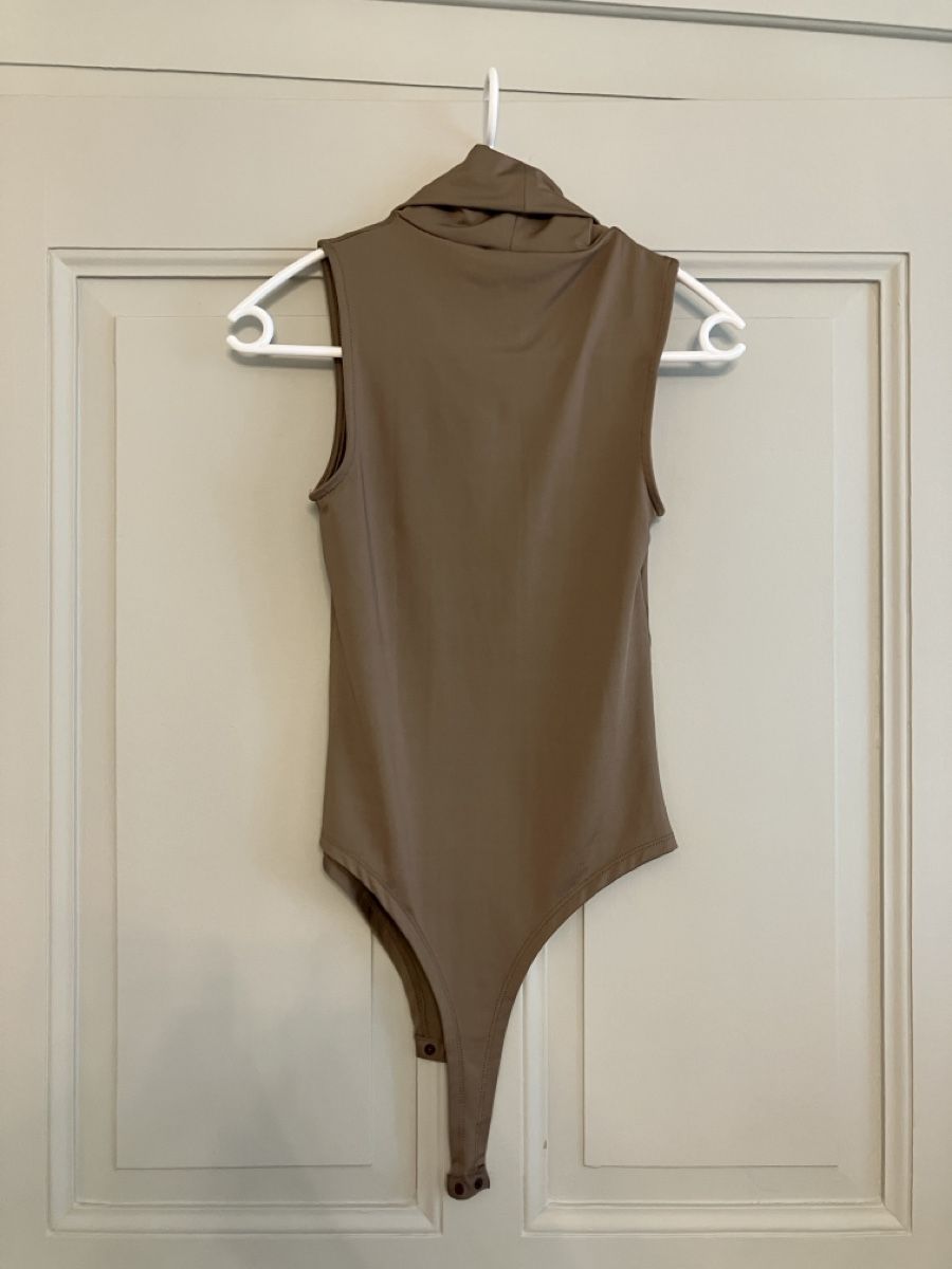 Top: Top/Body mit Rollkragen – Usato da frauenfeld venduto da Lahu8 2