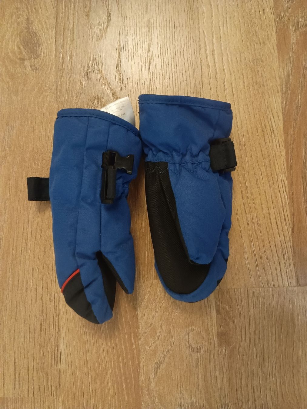 Guanti: Winter Handschuhe. Grösse 1-2 Jahre  – Usato da Basel venduto da nin_p9w6