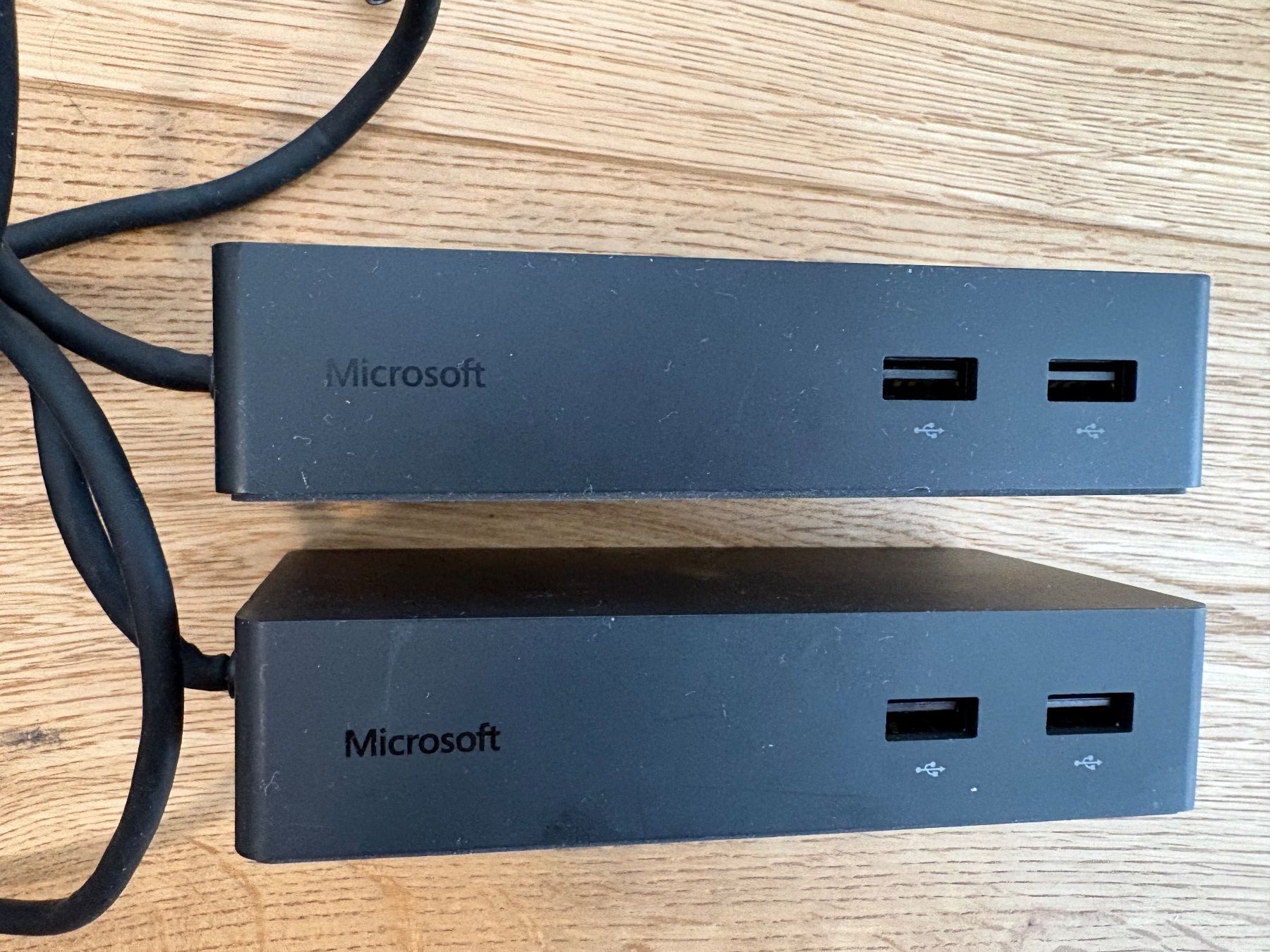 Microsoft Docking station: 2x Microsoft Surface Docking Station – Usato da Lausen venduto da sen_jm7c 3