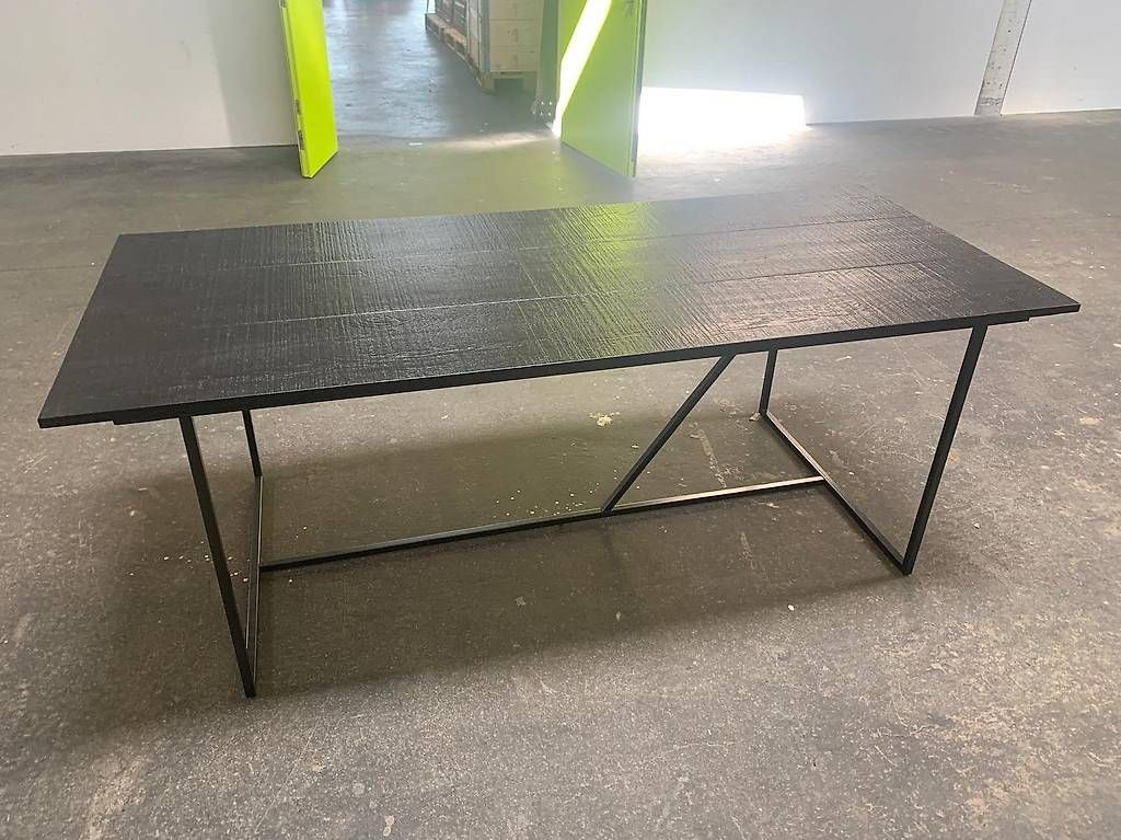 Tavoli: Neu: Tisch "Mesa Nero" – Usato da Seengen venduto da Giho