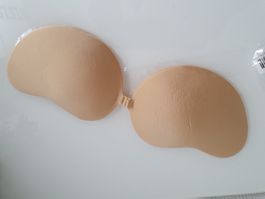 Soutien-gorge adhésif invisible dos nu Beige - Taille D