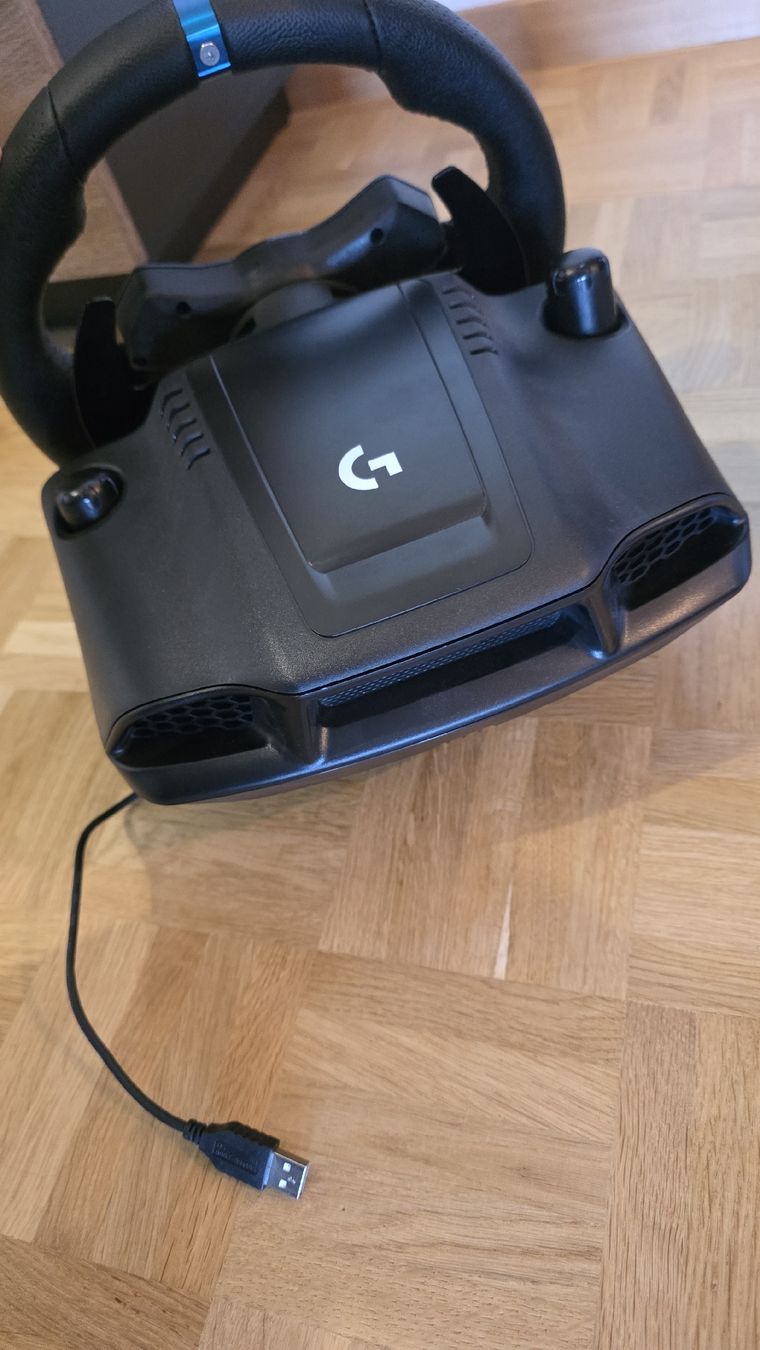 Logitech Manettes: Logitech G G923 Trueforce Playstation PC – D'occasion à Meyrin par pau_7gks 9