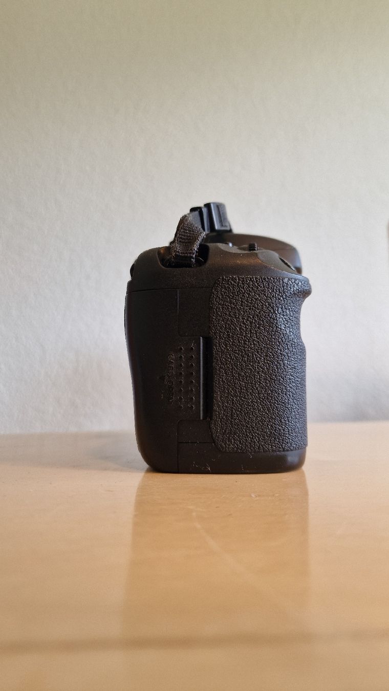 Canon Appareil photo: Canon Eos 7D – D'occasion à Welschenrohr par Anuk20 4