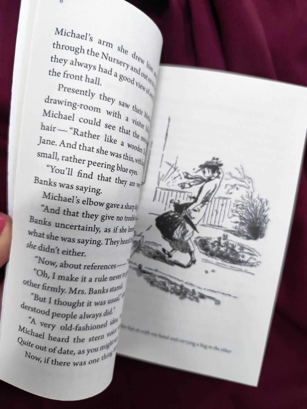 Libri: Mary Poppins P. L. Travers Book Paperback – Usato da Mägenwil venduto da VintageGirly 7