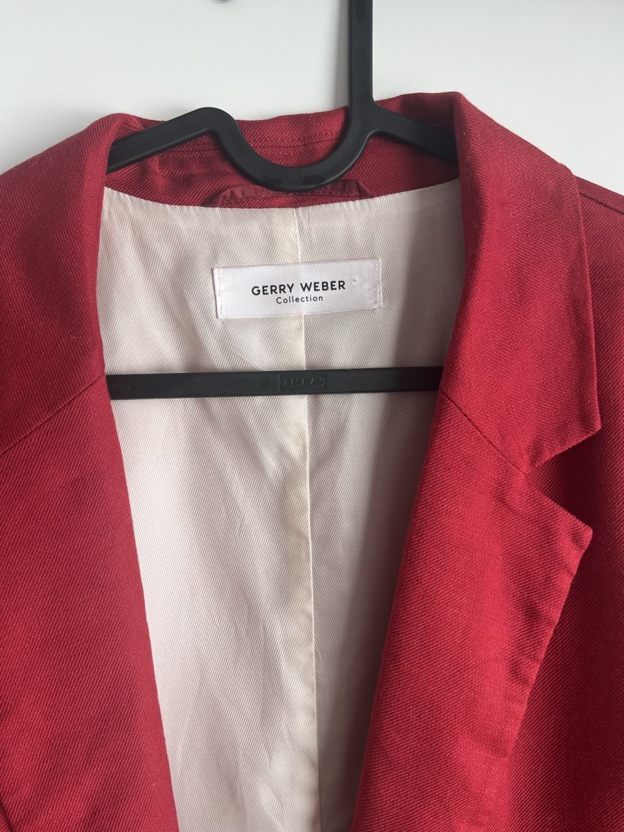 Gerry Weber Gilet & Giacche senza maniche: Gerry Weber Red Vest, New without Tags – Nuovo (secondo la descrizione) da Zürich venduto da olg_m6st 1