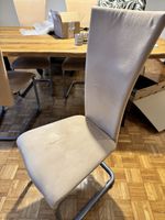 4 Freischwinger Stühle beige Metallgestell guter Zustand