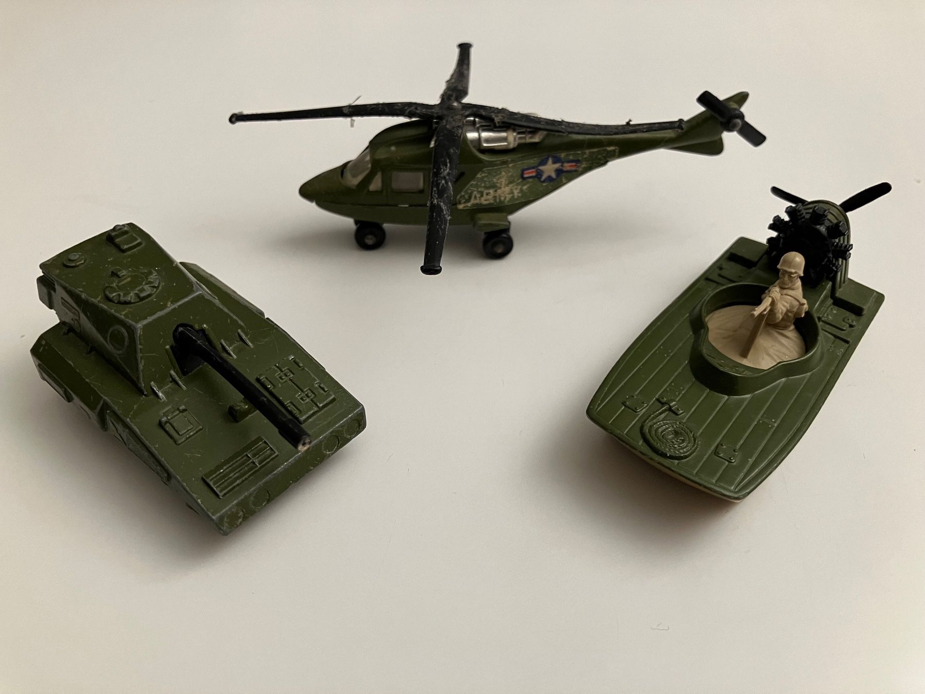 Matchbox Giocattoli: Matchbox Panzer, Heli & Sumpfboot – Usato da Zürich venduto da Kue_Zuerich 1