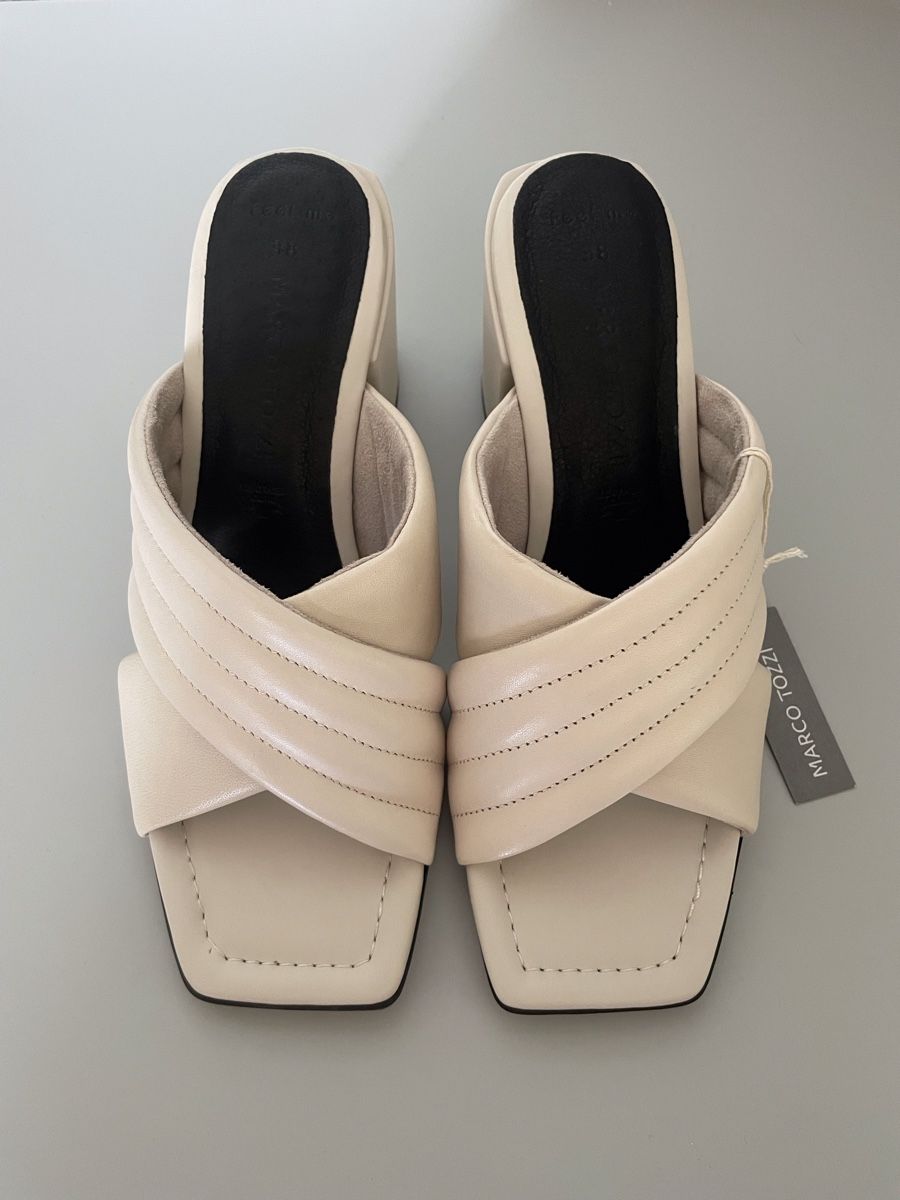 Damenschuhe: Mules en cuir Marco Tozzi neuves, taille 38 – Neu und originalverpackt aus Vuadens von Nina11